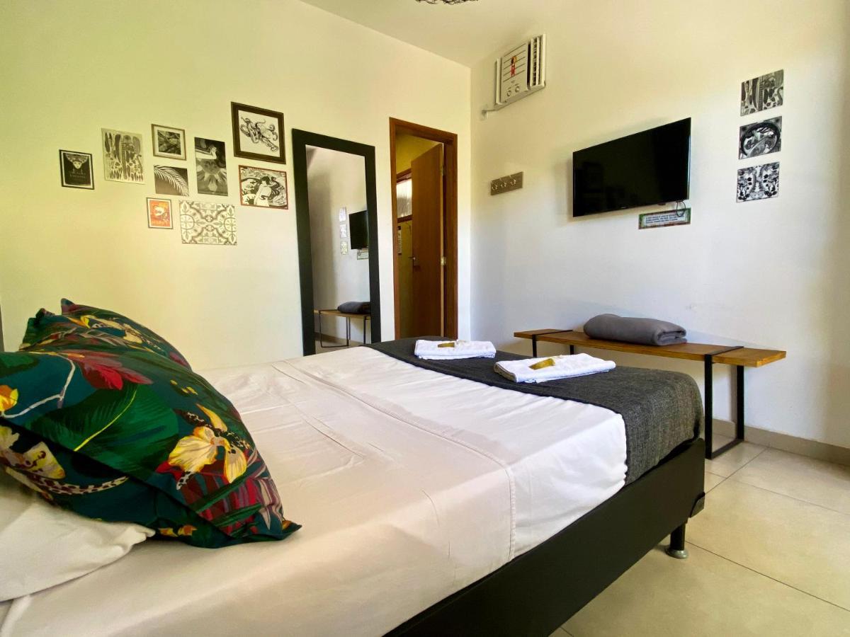 A Coroa Hostel & Suites อาร์ไฮยัล โด กาโบ ภายนอก รูปภาพ