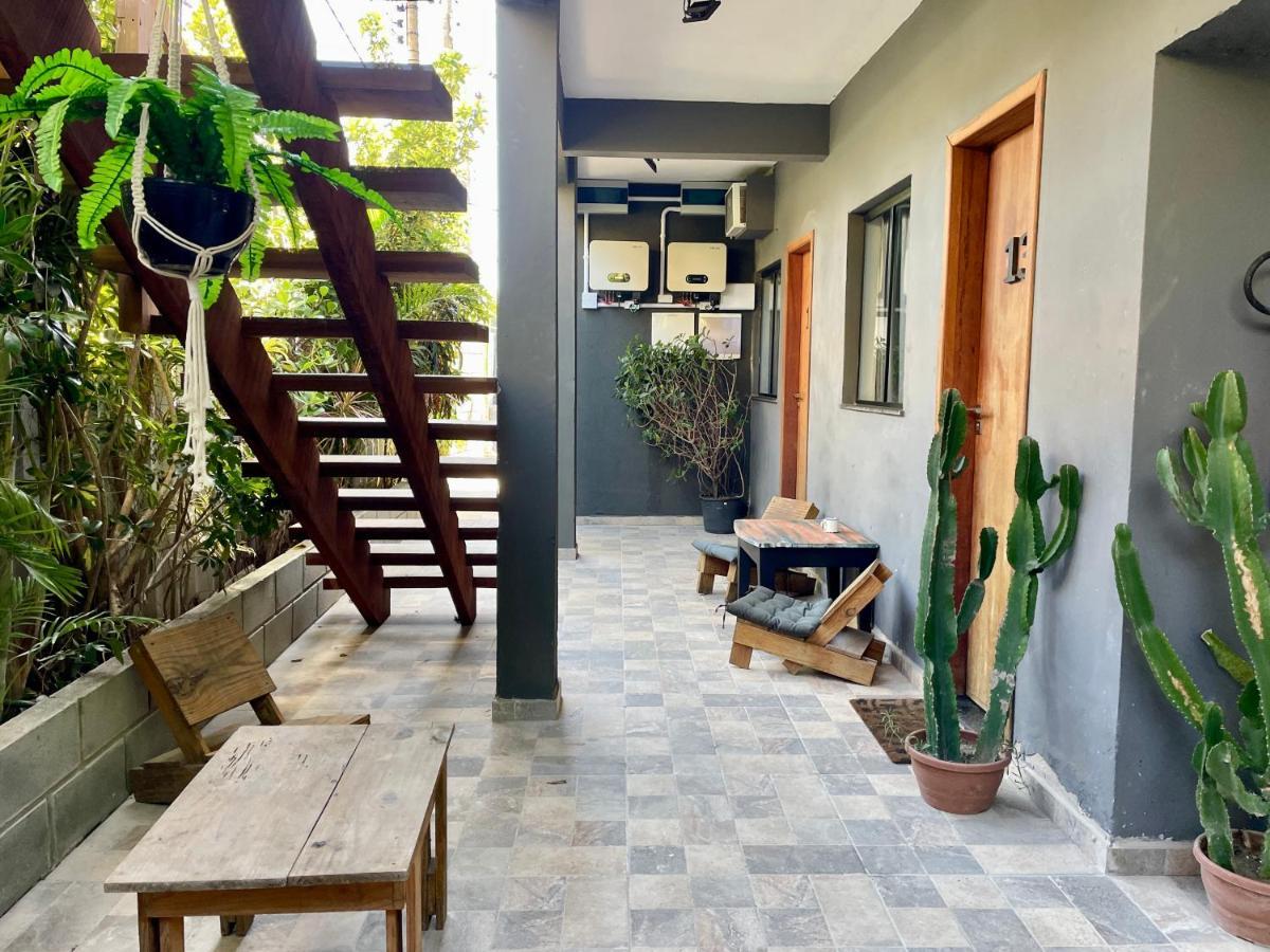 A Coroa Hostel & Suites อาร์ไฮยัล โด กาโบ ภายนอก รูปภาพ